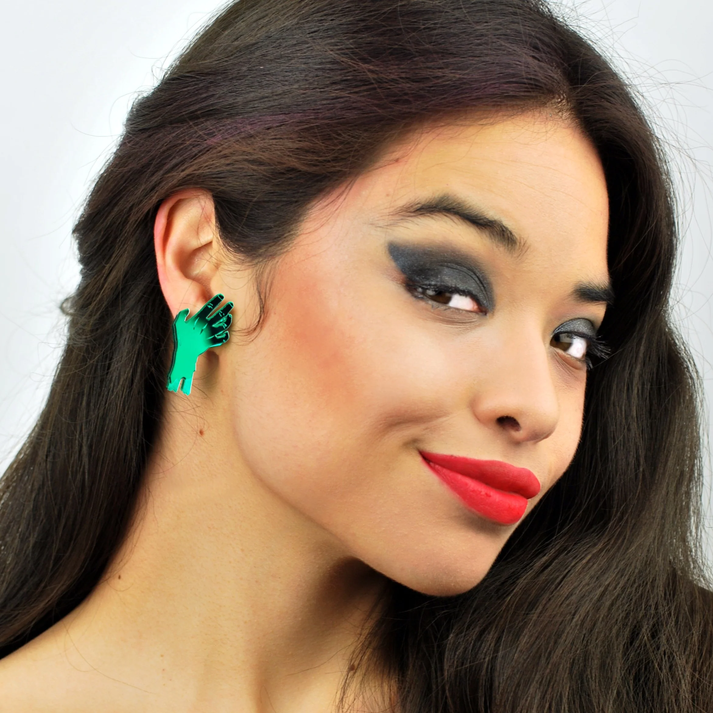 LAST CHANCE! Zombie Hand Earrings - Image 4